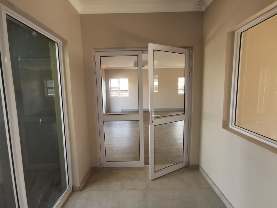 To Let commercial Property for Rent in Wilkoppies North West